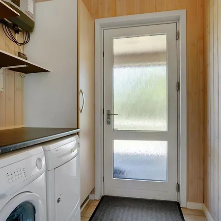 Ebbi - 36km From The Sea By Interhome بيت للعطل *