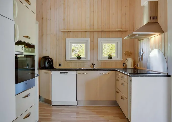 Ebbi - 36km From The Sea By Interhome